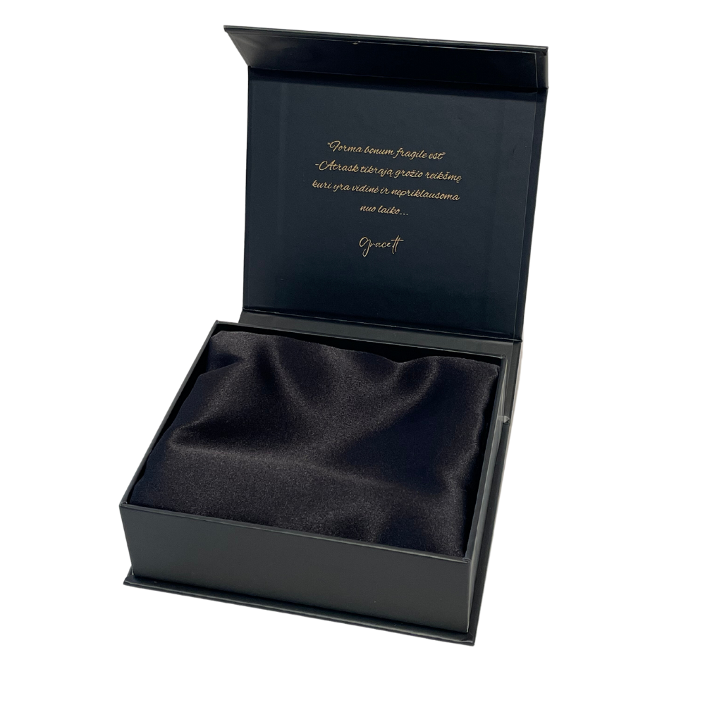 Elegantiška magnetinė dėžutė – šilkinis pagalvės užvalkalas 100% Mulberry šilkas, Juoda spalva.