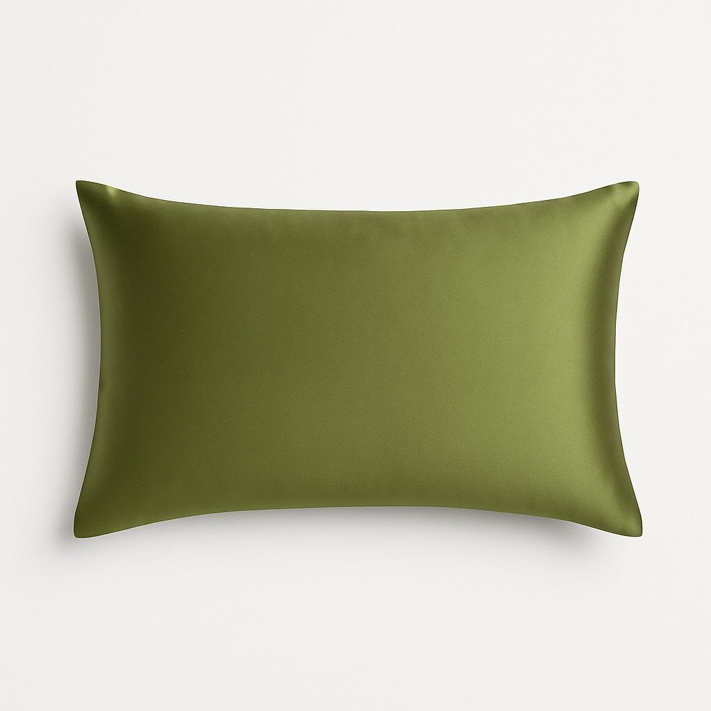 Samanų žalias šilko pagalvės užvalkalas prabangioje juodoje dovanų dėžutėje